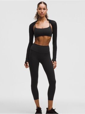 Lululemon Wunder Train High-Rise Cropped Leggings in Black 23” Size 6
